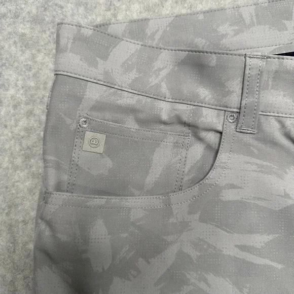Peter Millar Crown Sport Pants Mens 38x32 Grey Camo Performance Stretch Golf NWT